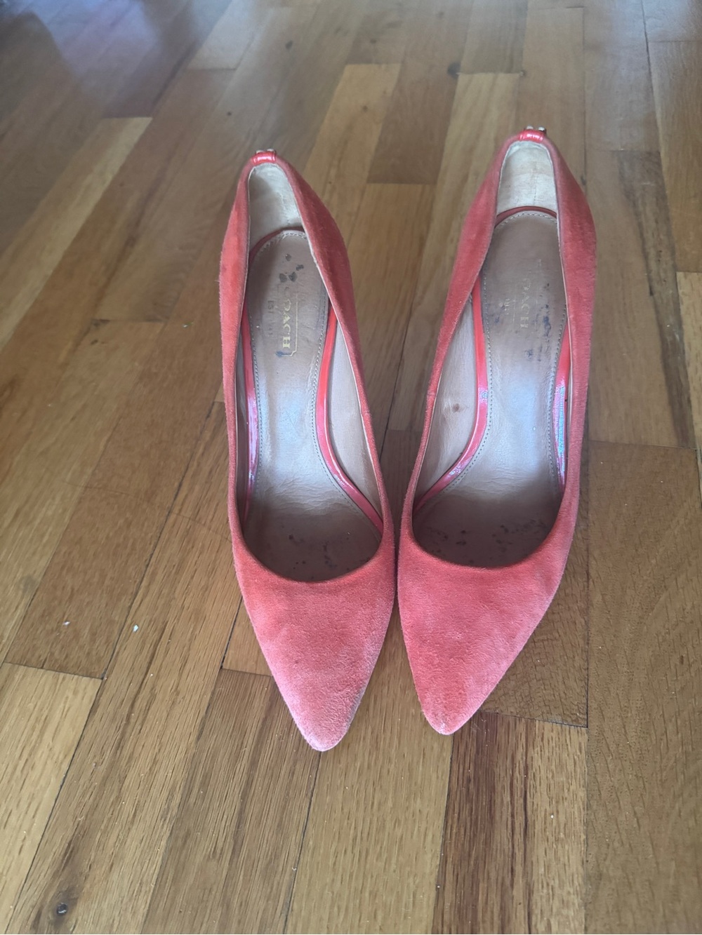 Coach Suede Pointed Toe Pumps Coral Watermelon Size 8 Patent Trim Stiletto Heel